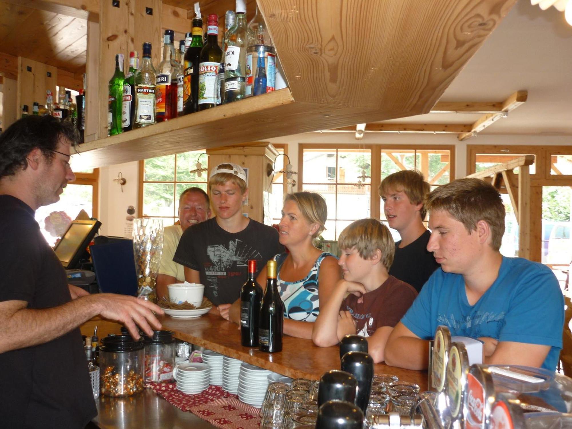 Camping Al Lago Ledro Pieve Di Ledro Exterior foto