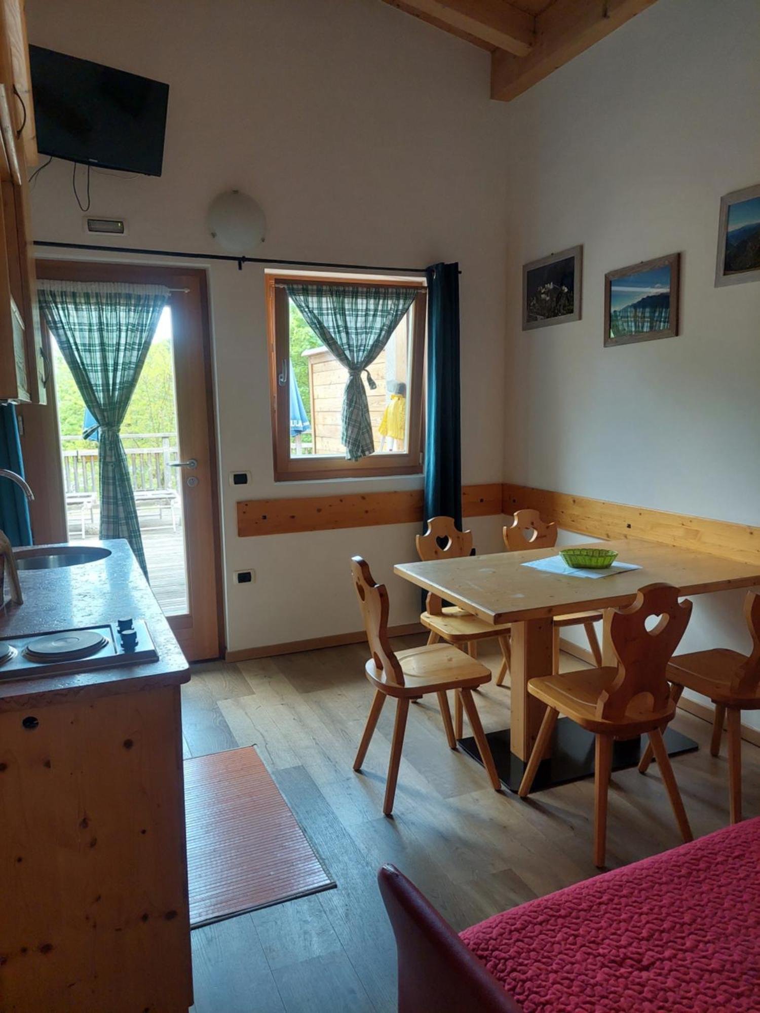 Camping Al Lago Ledro Pieve Di Ledro Exterior foto